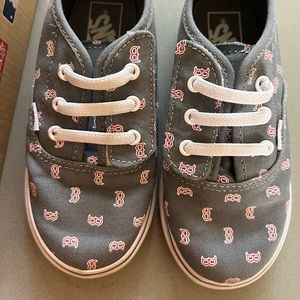 VANS X MLB Toddler 9.5 Boston Red Sox Authentic shoes